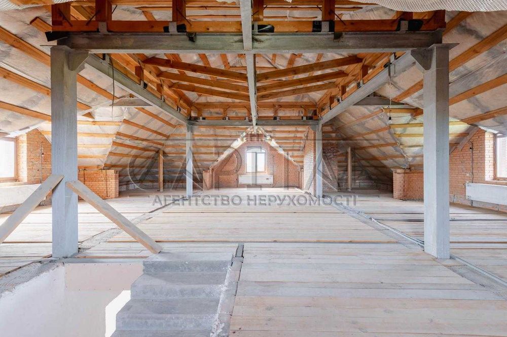Продаж ексклюзивного будинку у с. Гореничі | 14 км від метро «Житомирська»