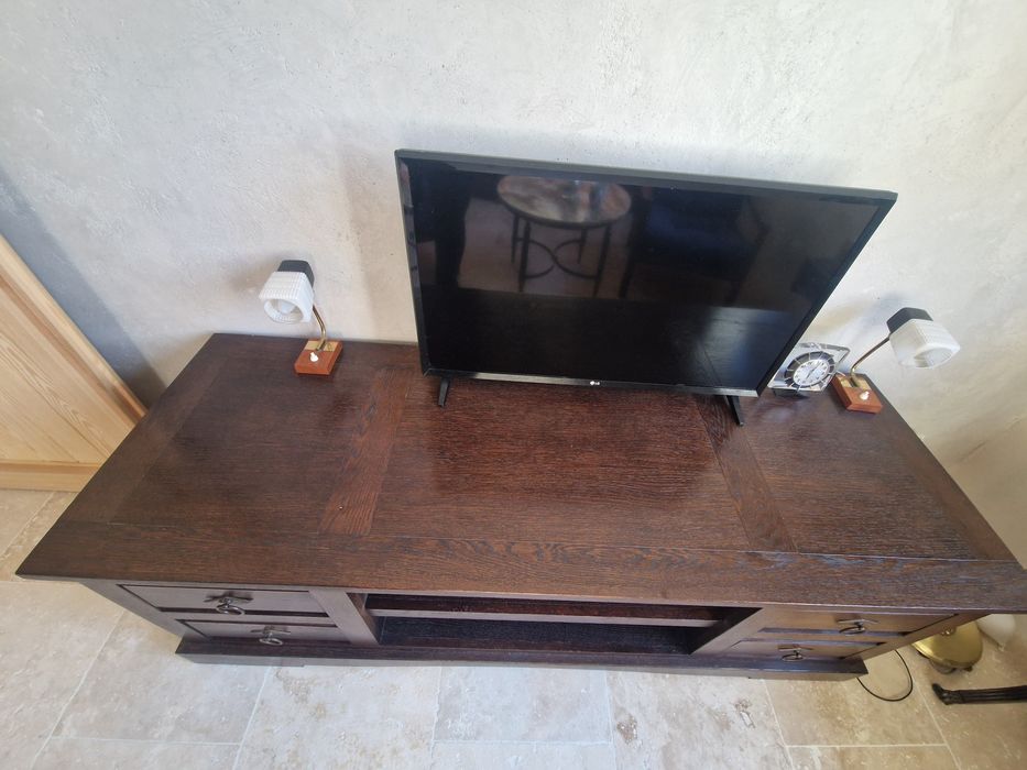 Komoda drewno pod telewizor