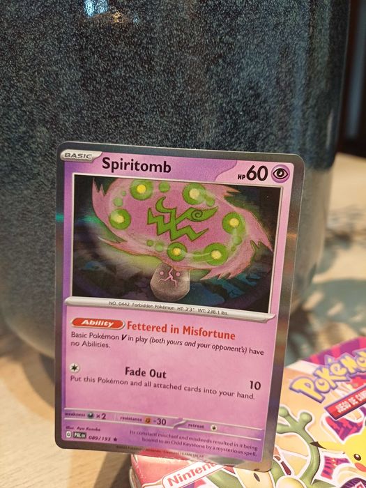 Carta Pokémon Spiritomb #89 Pokemon Paldea Evolved