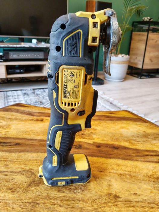 Narzędzie wielofunkcyjne DeWalt DCS355