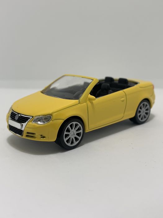Volkswagen Eos Cabrio da Norev escala 1/64