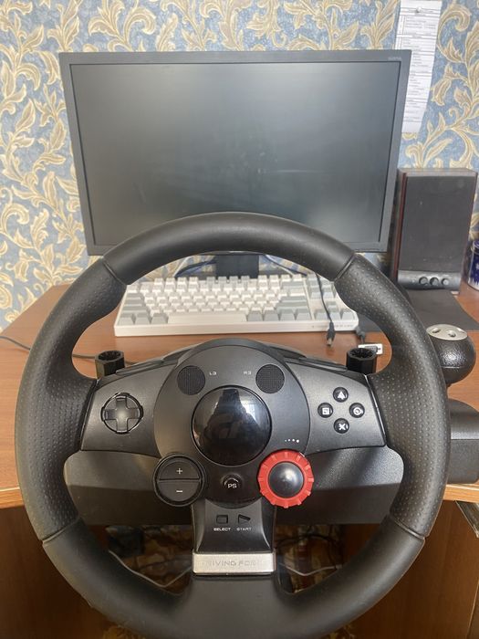 руль Logitech Driving Force GT