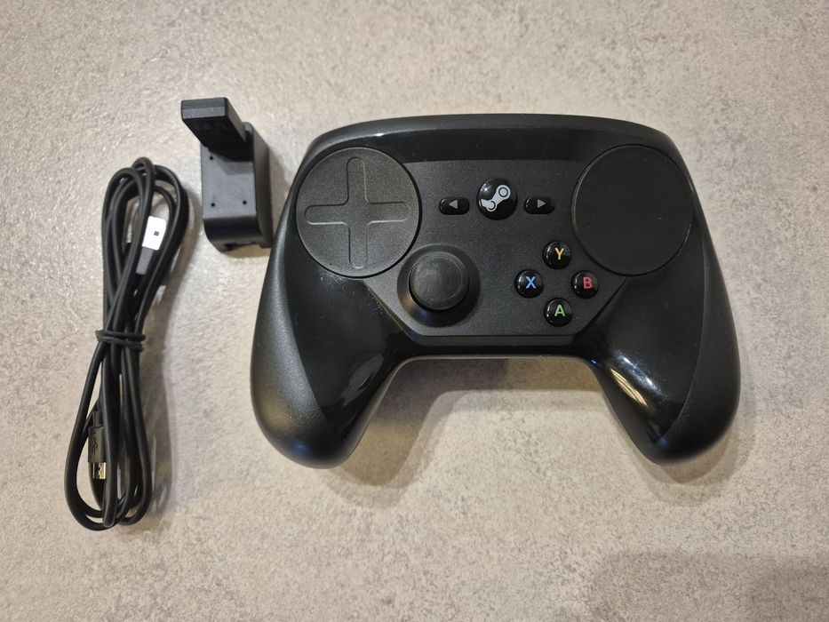 Steam Controller - Zestaw z adapterem i podstawką | Sprawny