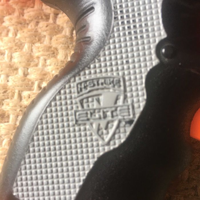 Lançador NERF Elite Firestrike sem balas