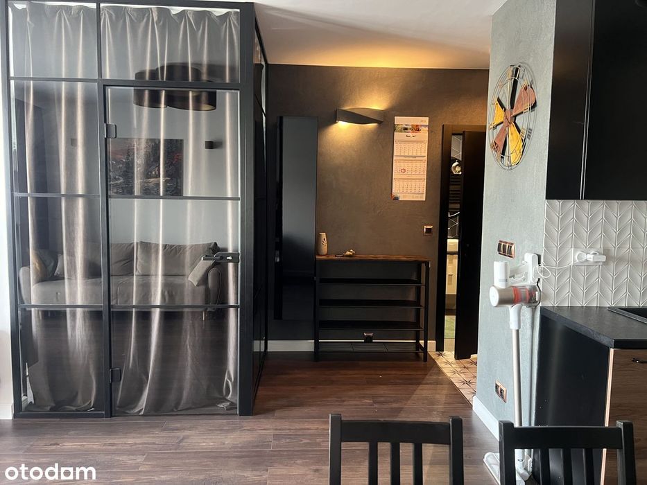 Wyjątkowe 2 pokoje | 45 m² | Klima | Balkon | Garaż | Najwyższe piętro