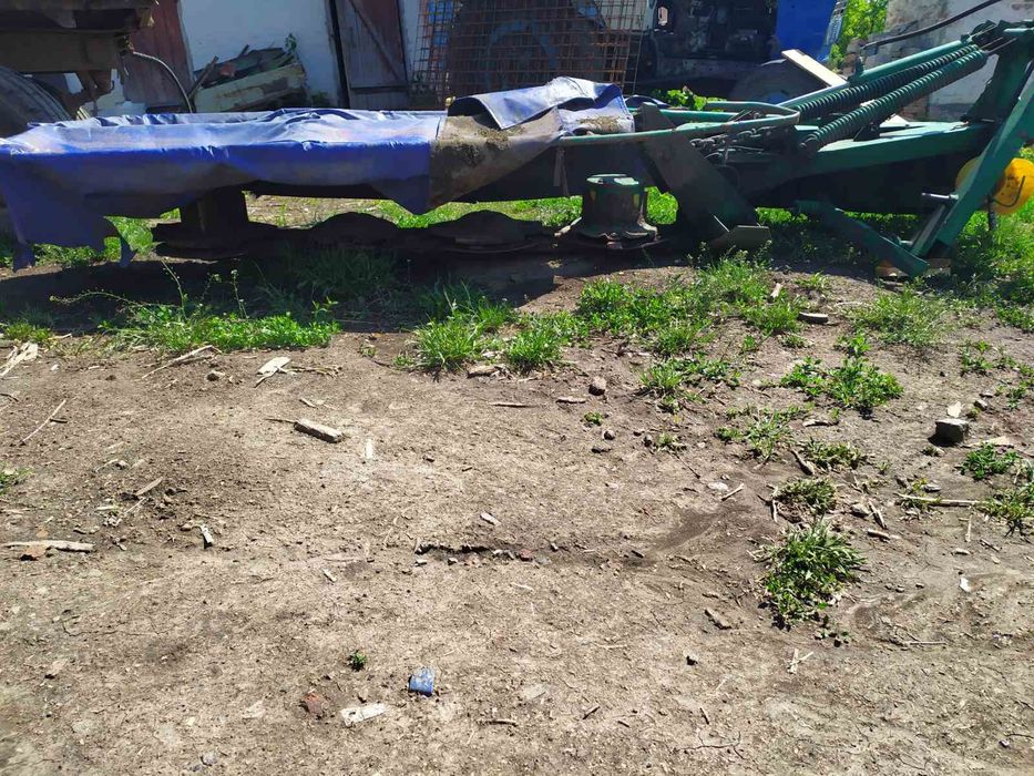 Продаю дисковую сенокосилку