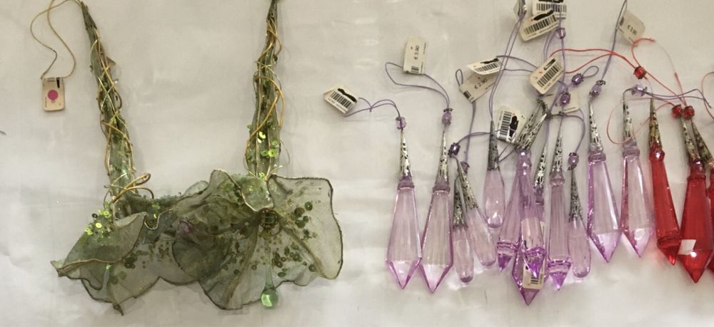 Pingentes anos 90 - novos com etiquetas