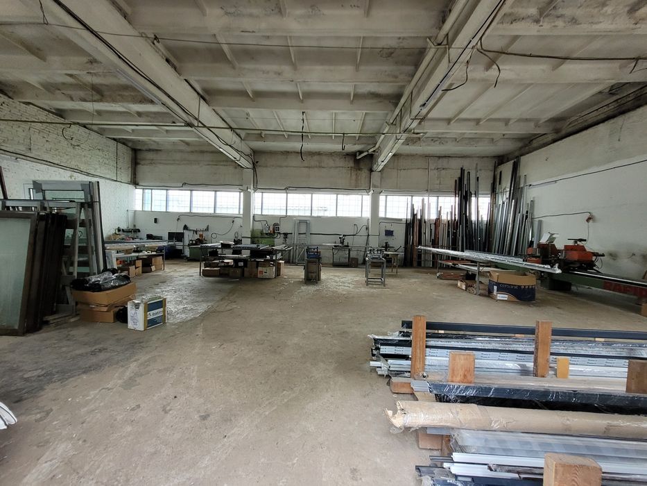 Продаж виробничого приміщення під різного виду виробничу діяльність.