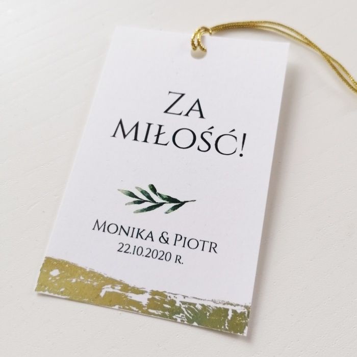Zawieszki na alkohol z liściem ruskusa i przecieranym złotem
