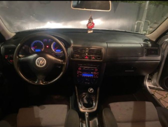 Volkswagen golf 1.4 variant versão 25 Anos
