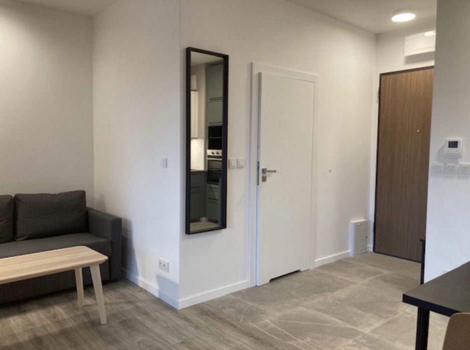 Super mieszkanie umeblowane w apartamentowcu- Al. Sikorskiego, garaż