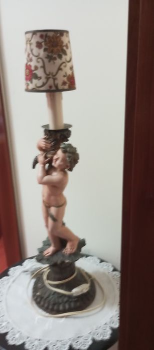 Candeeiro Anjo muito antigo, em cerâmica.