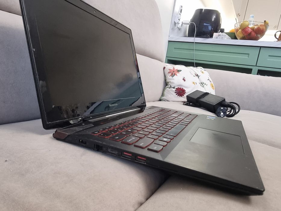 Lenovo Y50-70 – i7 / SSD 120 GB / GTX 860M 4 GB / 8 GB RAM