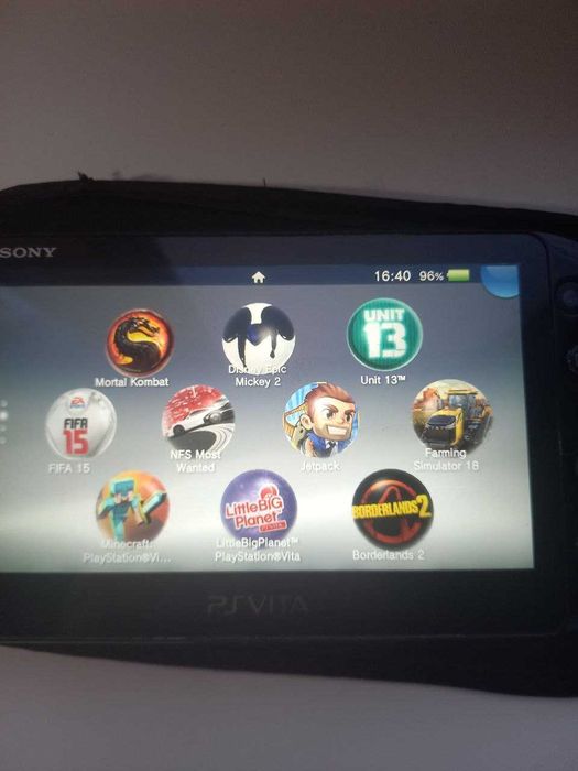 Sony PS Vita Slim 64 ГБ + чохол + ігри