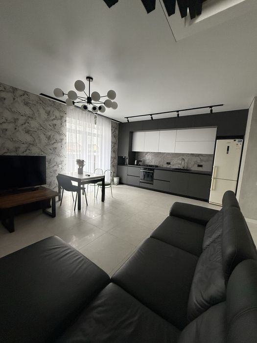 Здам в оренду таун, 4 кімнати