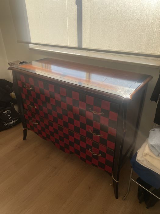 Cómoda antiga lindissima