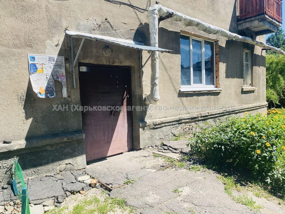 Продам 2-х комнатную квартиру на Залютино 15000 доллМ65