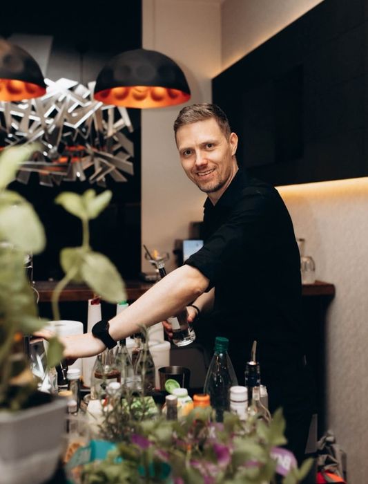 Barman > bar mobilny > drink-bar > wesele, rocznica, event itd.