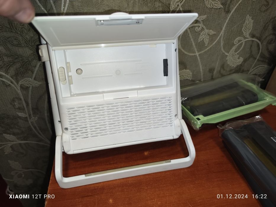 Продам фотопринтер cenon selphy