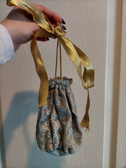 Vestido dama antiga criança