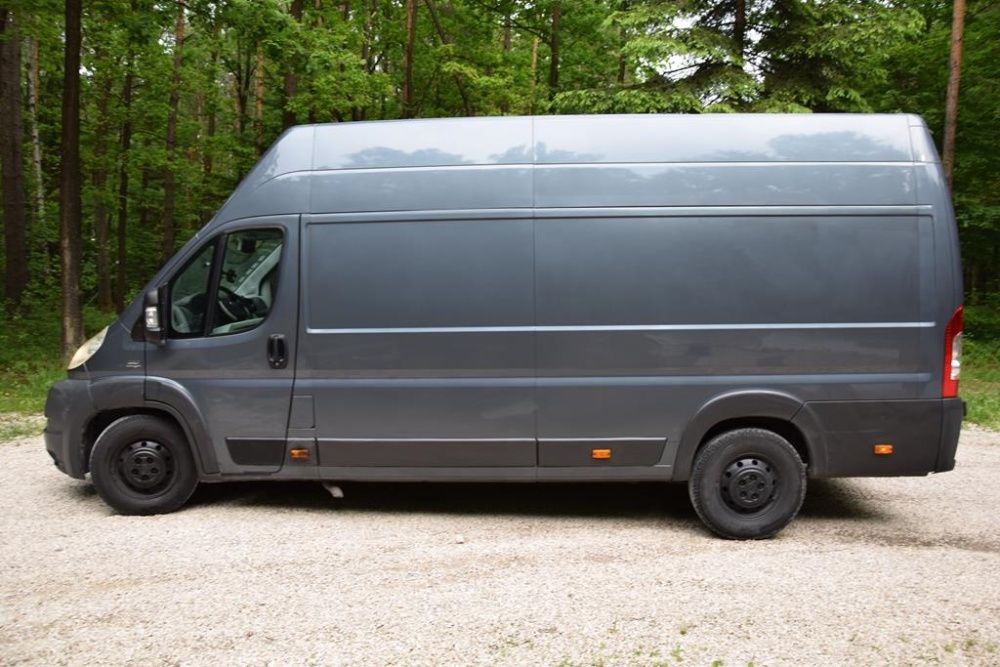 Wynajme Busa Winda Plandeka Przeprowadzki ,L4H3 Łóżko do spania1440k