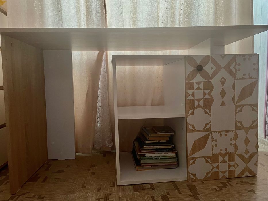 Стіл письмовий Крістель