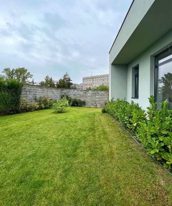 Продаж розкішного будинку