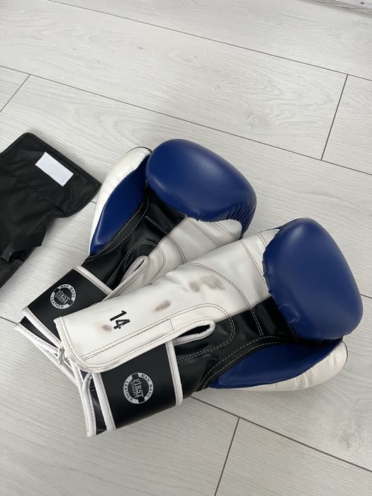 Боксерські рукавички