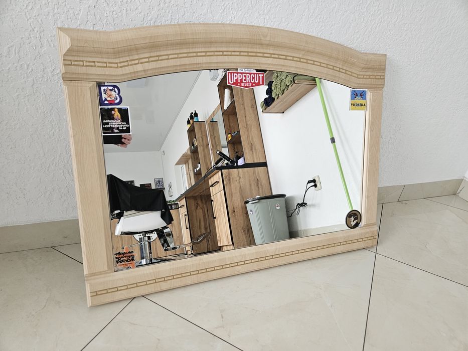 Зеркало для салона