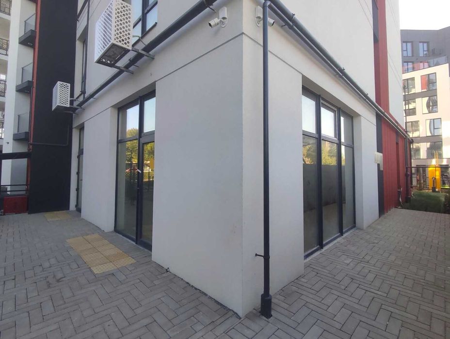 Продаж комерційного приміщення на вул. Пасічній, ЖК "SOLOWAY"