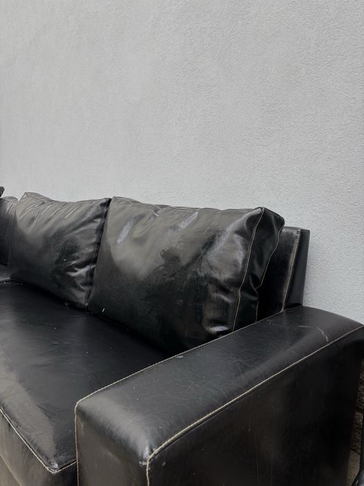 Sofa pele preto
