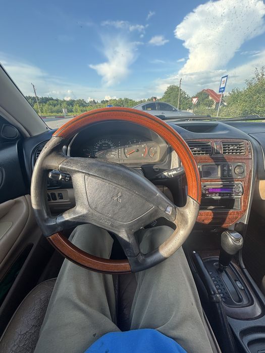 Mitsubishi Galant 8 с мотором 2.4 V6