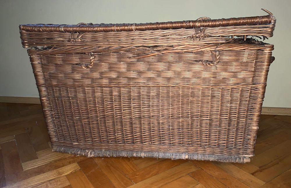 Kosz wiklinowy z pokrywą - duży wym. 91 x 54 cm wys. 50 cm