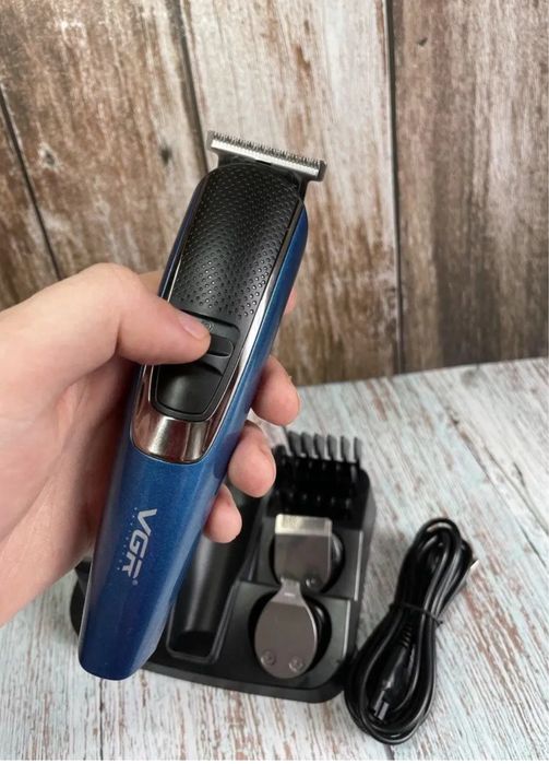 Бездротова машинка для стрижки VGR V-172 5 в 1