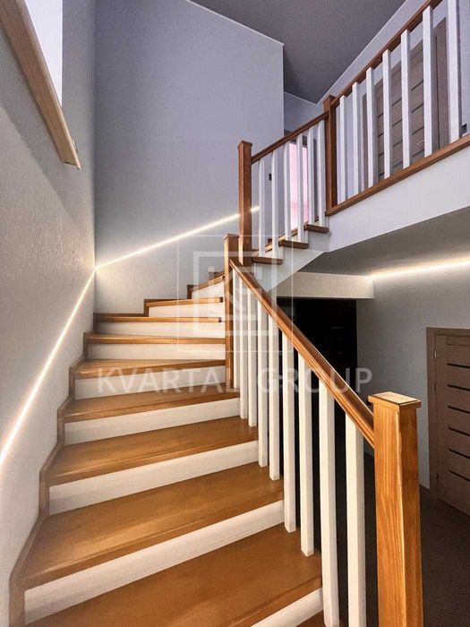 Дуплекс поруч з парком ГАЗ Мінімальні податки