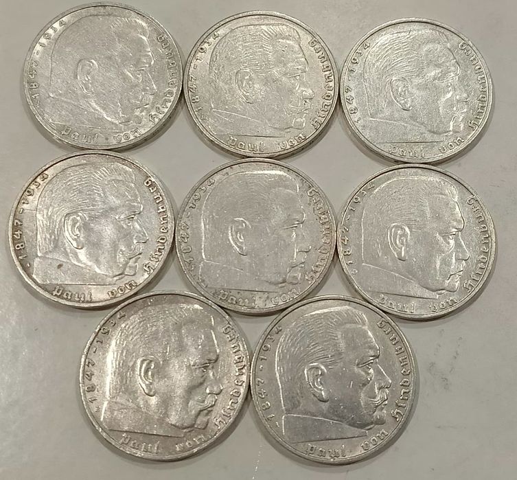 Продам 2 рейх марки свастика срібло