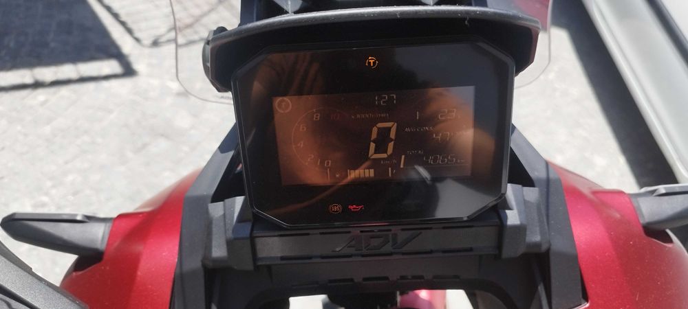 Mota ADV 350 como nova