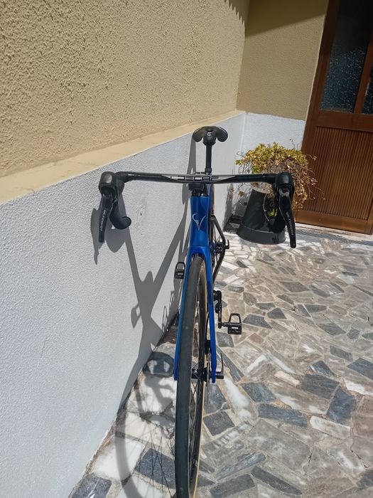 Bicicleta Valdemiro de fibra de carbono
