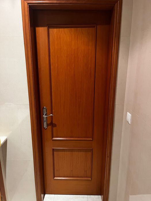 Portas de Madeira  - 4 Standard+ 1 correr