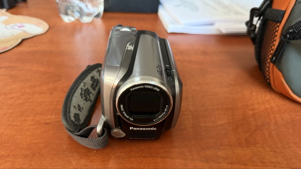 Видеокамера Panasonic SDR-H41