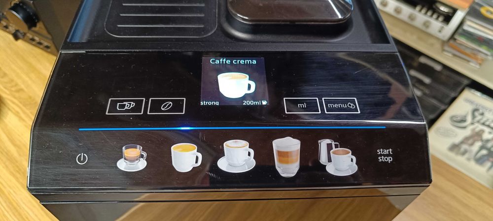 Кофемашина -Кавоварка Siemens  EQ 500 integral