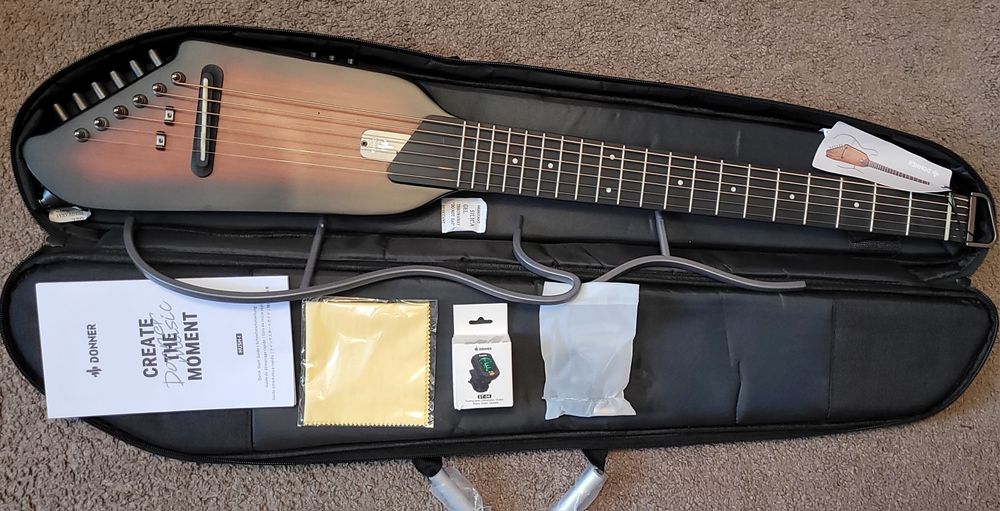 Портативна гітара для подорожей DONER Hush-1