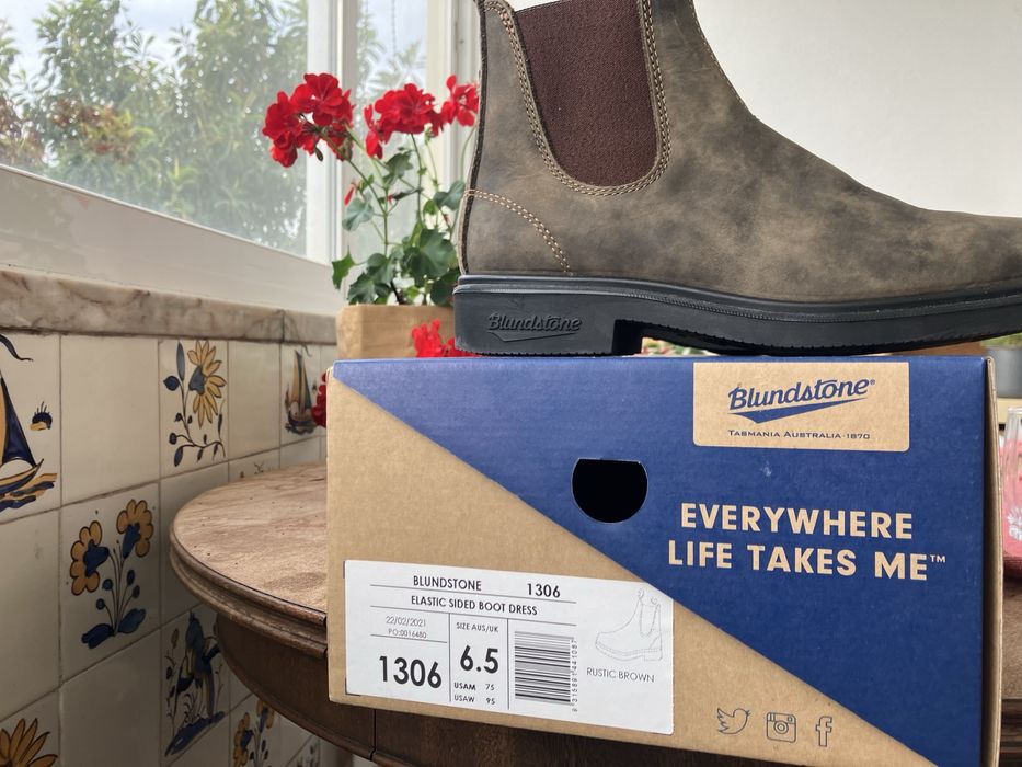 Boots Bluestone Dress Brown size 40 (wear slightly bigger)