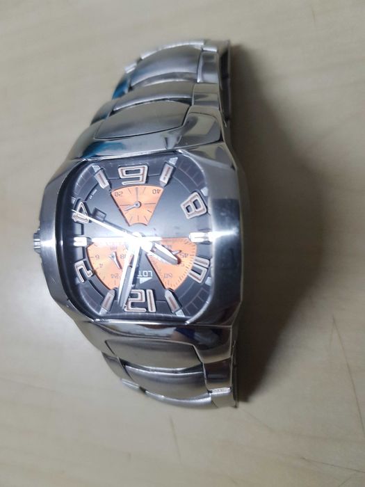 Zegarek nareczny LOTUS Chronograf pomaranczowy 15501 bransoleta ciezki masywny duzy meski damski unisex pomaranczowy pomarancz sr 40mm