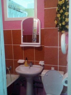 Космос, ост.Восточная, рядом обувная фабрика MIDA