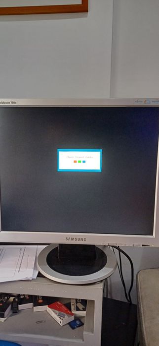 Monitor Samsung SyncMaster 710n