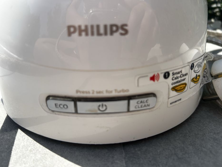 Philips PerfectCare Performer GC8735