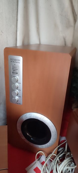 Продам акустическую систему Luxeon 5,1