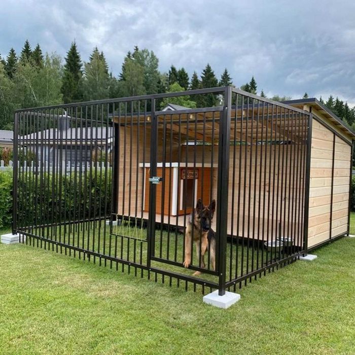 Вольер для собаки.