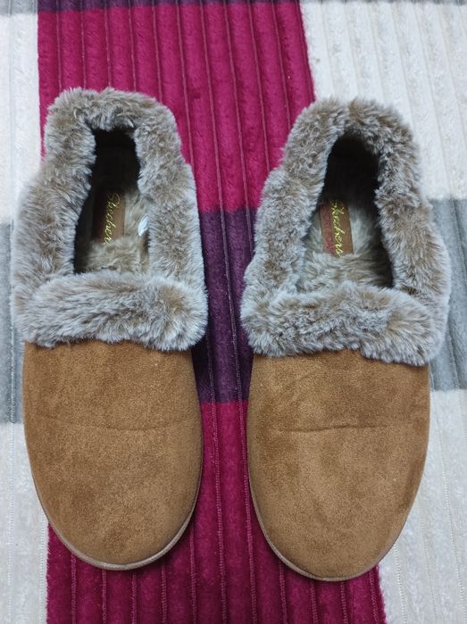 Жіночі теплі капці